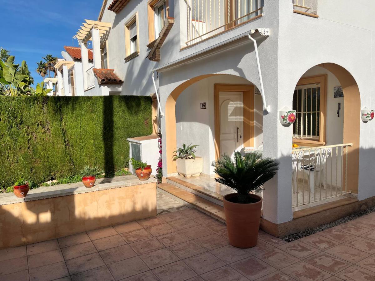 Bougain-Casa Daire Calp Dış mekan fotoğraf